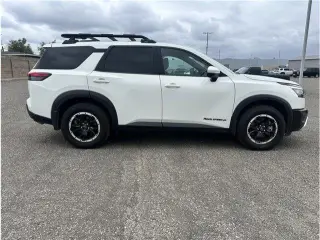 Nissan Pathfinder 2025 AWD SV 4dr SUV