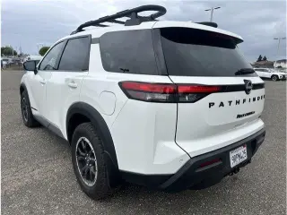 Nissan Pathfinder 2025 AWD SV 4dr SUV