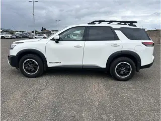 Nissan Pathfinder 2025 AWD SV 4dr SUV