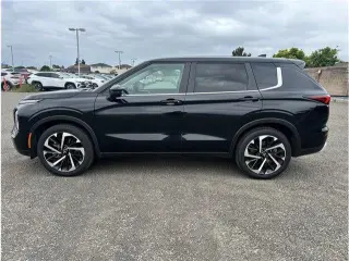 Mitsubishi Outlander 2024 SE 4dr SUV