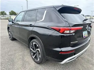 Mitsubishi Outlander 2024 SE 4dr SUV