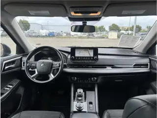 Mitsubishi Outlander 2024 SE 4dr SUV