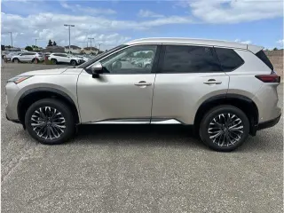 Nissan Rogue 2026 AWD Platinum 4dr Crossover