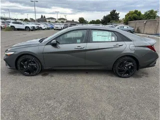 Hyundai ELANTRA 2026 SEL Sport 4dr Sedan