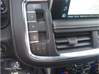 Chevrolet Suburban 2023 4x4 Premier 4dr SUV