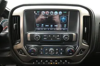 GMC Sierra 1500 2018 4x2 Denali 4dr Crew Cab 5.8 ft. SB