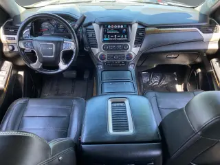 GMC Yukon XL 2019 4x2 Denali 4dr SUV