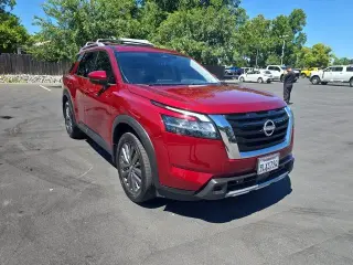 Nissan Pathfinder 2024 SL 4dr SUV