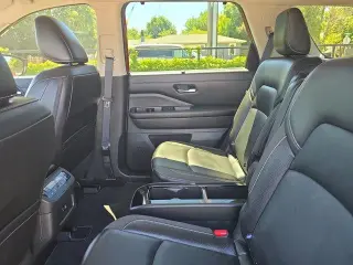 Nissan Pathfinder 2024 SL 4dr SUV