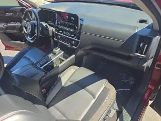 Nissan Pathfinder 2024 SL 4dr SUV