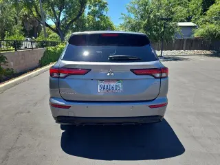 Mitsubishi Outlander 2022 SE 4dr SUV