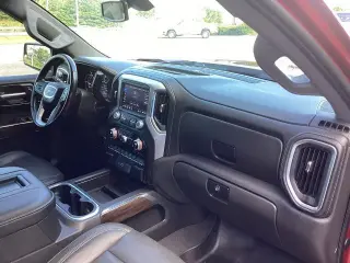GMC Sierra 1500 2019 4x4 SLT 4dr Crew Cab 5.8 ft. SB