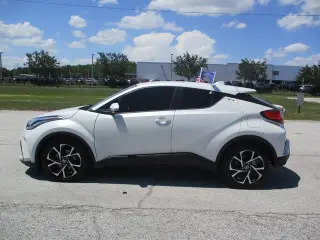 Toyota C-HR 2020 LE 4dr Crossover