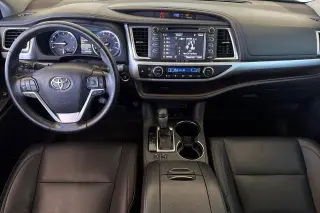 Toyota Highlander 2019 AWD SE 4dr SUV