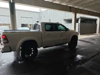 Ram 1500 2022 4x4 Big Horn 4dr Crew Cab 5.6 ft. SB Pickup
