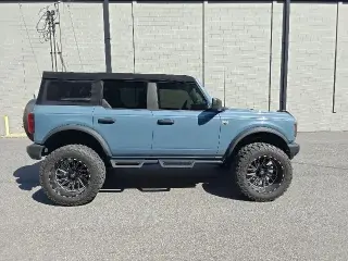 Ford Bronco 2023 4x4 Base 4dr SUV
