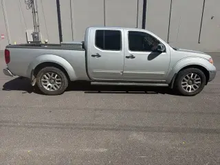 Nissan Frontier 2013 4x4 SV 4dr Crew Cab 6.1 ft. SB Pickup 5A