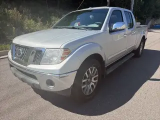 Nissan Frontier 2013 4x4 SV 4dr Crew Cab 6.1 ft. SB Pickup 5A
