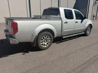 Nissan Frontier 2013 4x4 SV 4dr Crew Cab 6.1 ft. SB Pickup 5A