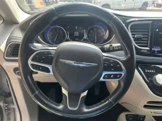 Chrysler Pacifica 2021 Touring L 4dr Mini-Van