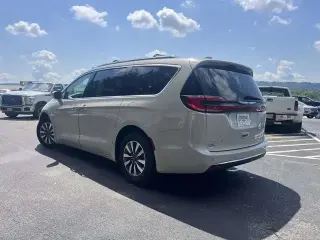 Chrysler Pacifica 2021 Touring L 4dr Mini-Van