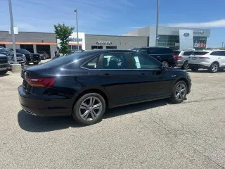 Volkswagen Jetta 2019 S 4dr Sedan 8A