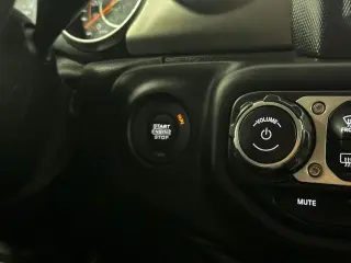 Jeep Wrangler Unlimited 2020 4x4 Black and Tan 4dr SUV