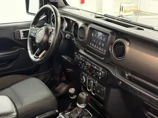 Jeep Wrangler Unlimited 2020 4x4 Black and Tan 4dr SUV