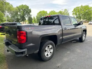 Chevrolet Silverado 1500 2015 4x4 LT Z71 4dr Crew Cab 5.8 ft. SB