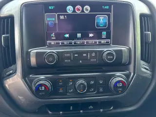 Chevrolet Silverado 1500 2015 4x4 LT Z71 4dr Crew Cab 5.8 ft. SB