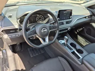 Nissan Altima 2025 2.5 SV 4dr Sedan