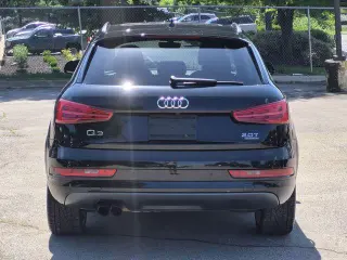 Audi Q3 2017 AWD 2.0T quattro Premium Plus 4dr SUV