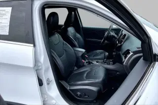 Jeep Cherokee 2019 4x4 Limited 4dr SUV