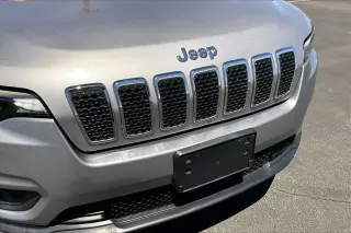 Jeep Cherokee 2019 4x4 Latitude 4dr SUV