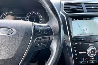Ford Explorer 2017 AWD Platinum 4dr SUV