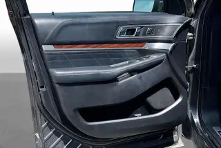 Ford Explorer 2017 AWD Platinum 4dr SUV