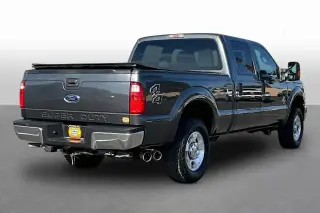 Ford F-250 Super Duty 2016 4x4 XLT 4dr Crew Cab 6.8 ft. SB Pickup