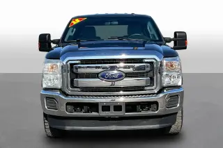 Ford F-250 Super Duty 2016 4x4 XLT 4dr Crew Cab 6.8 ft. SB Pickup