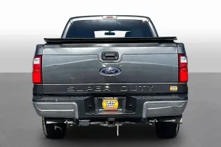 Ford F-250 Super Duty 2016 4x4 XLT 4dr Crew Cab 6.8 ft. SB Pickup
