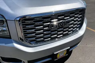 GMC Yukon XL 2018 4x2 Denali 4dr SUV