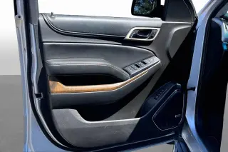GMC Yukon XL 2018 4x2 Denali 4dr SUV