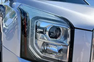 GMC Yukon XL 2018 4x2 Denali 4dr SUV