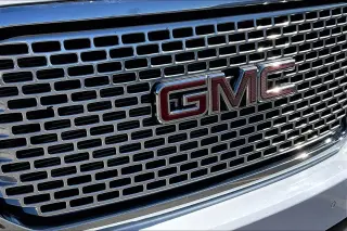 GMC Yukon 2016 4x4 Denali 4dr SUV