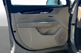 Cadillac XT5 2017 Luxury 4dr SUV