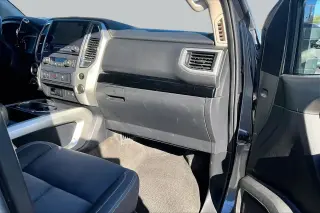 Nissan Titan 2020 4x4 SV 4dr Crew Cab 5.6 ft. SB