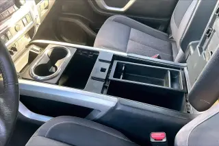 Nissan Titan 2020 4x4 SV 4dr Crew Cab 5.6 ft. SB