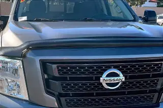 Nissan Titan 2020 4x4 SV 4dr Crew Cab 5.6 ft. SB