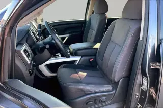 Nissan Titan 2020 4x4 SV 4dr Crew Cab 5.6 ft. SB