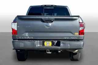 Nissan Titan 2020 4x4 SV 4dr Crew Cab 5.6 ft. SB