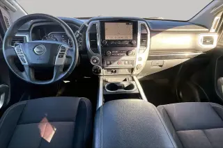 Nissan Titan 2020 4x4 SV 4dr Crew Cab 5.6 ft. SB